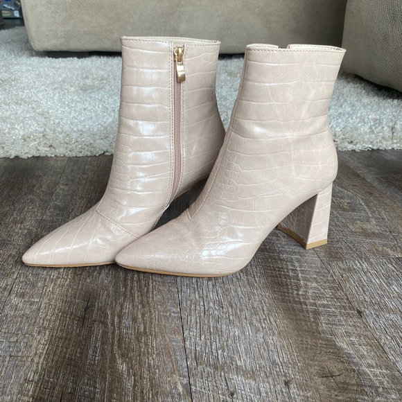 Billini Elke croc bootie size 7 - Picture 4 of 5